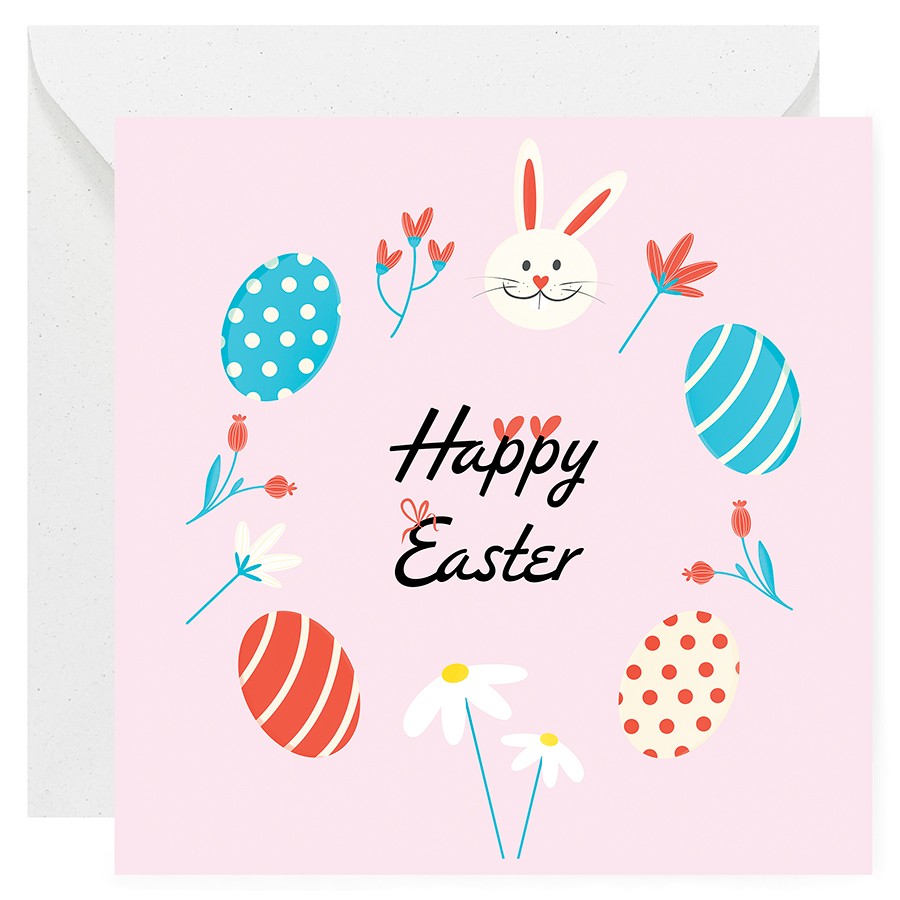 Kartka okolicznościowa na Wielkanoc. Różowe tło. Na środku napis "Happy Easter", a w koło pisanki, głowa zająca i polne kwiaty