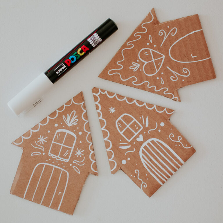 DIY ozdoby świąteczne za grosze - domki z tektury